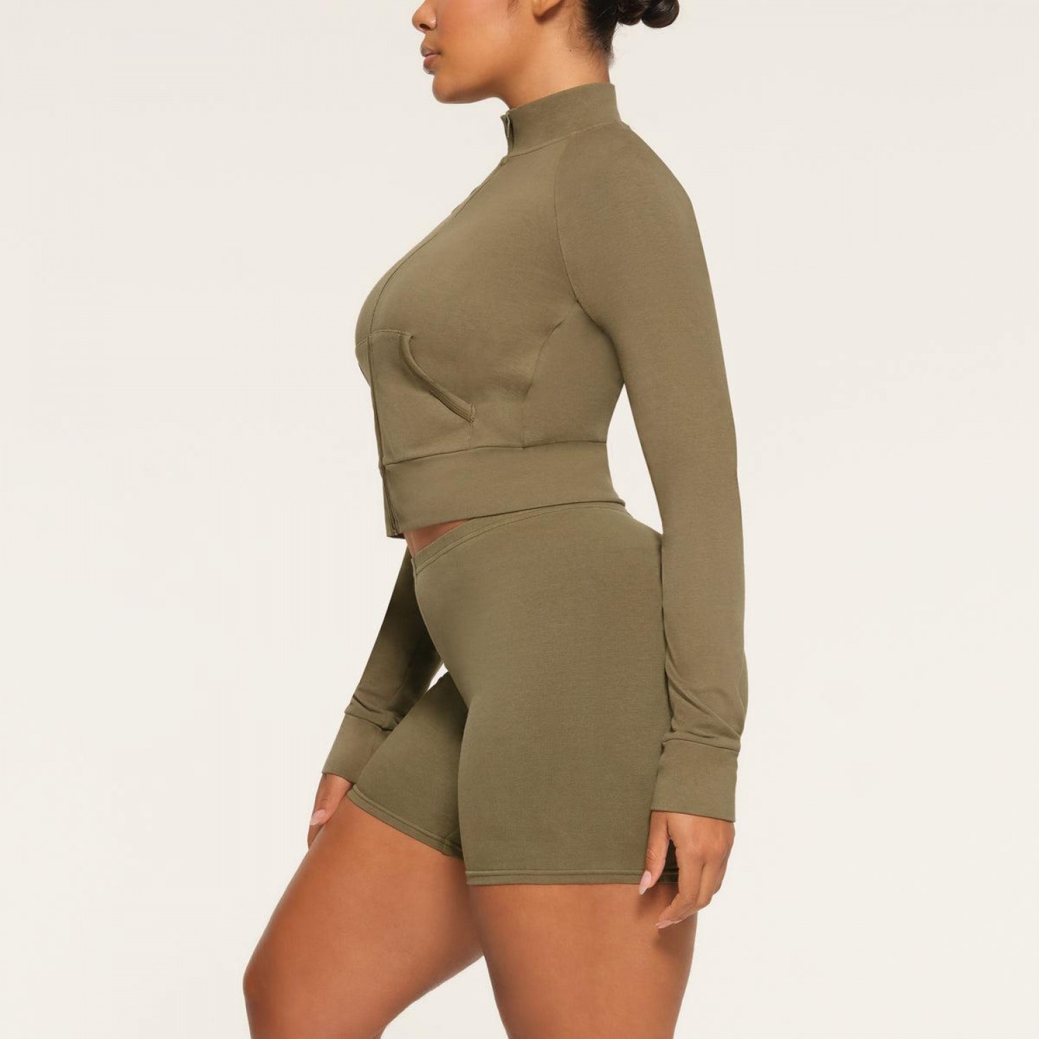 OUTDOOR  TRACK JACKET
