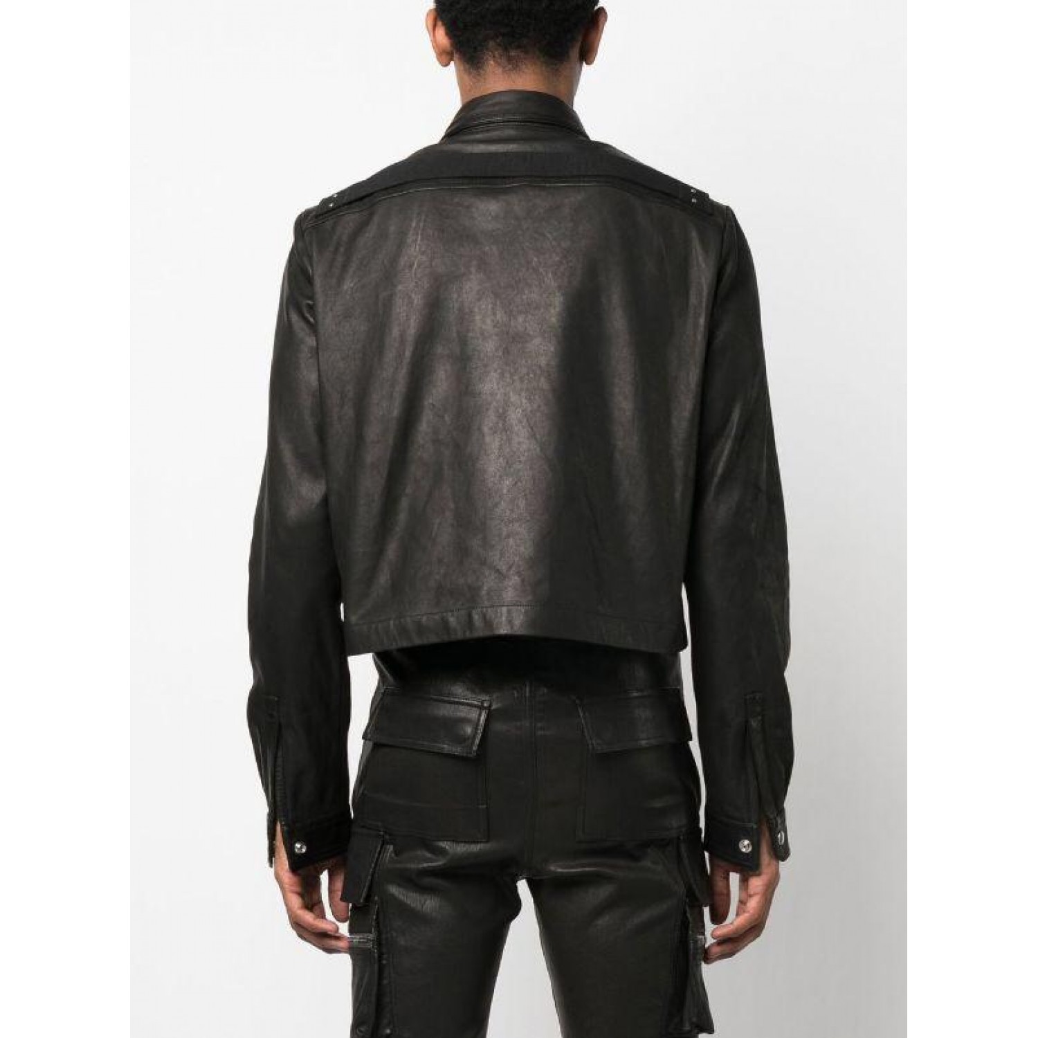 front press-stud fastening leather jacke