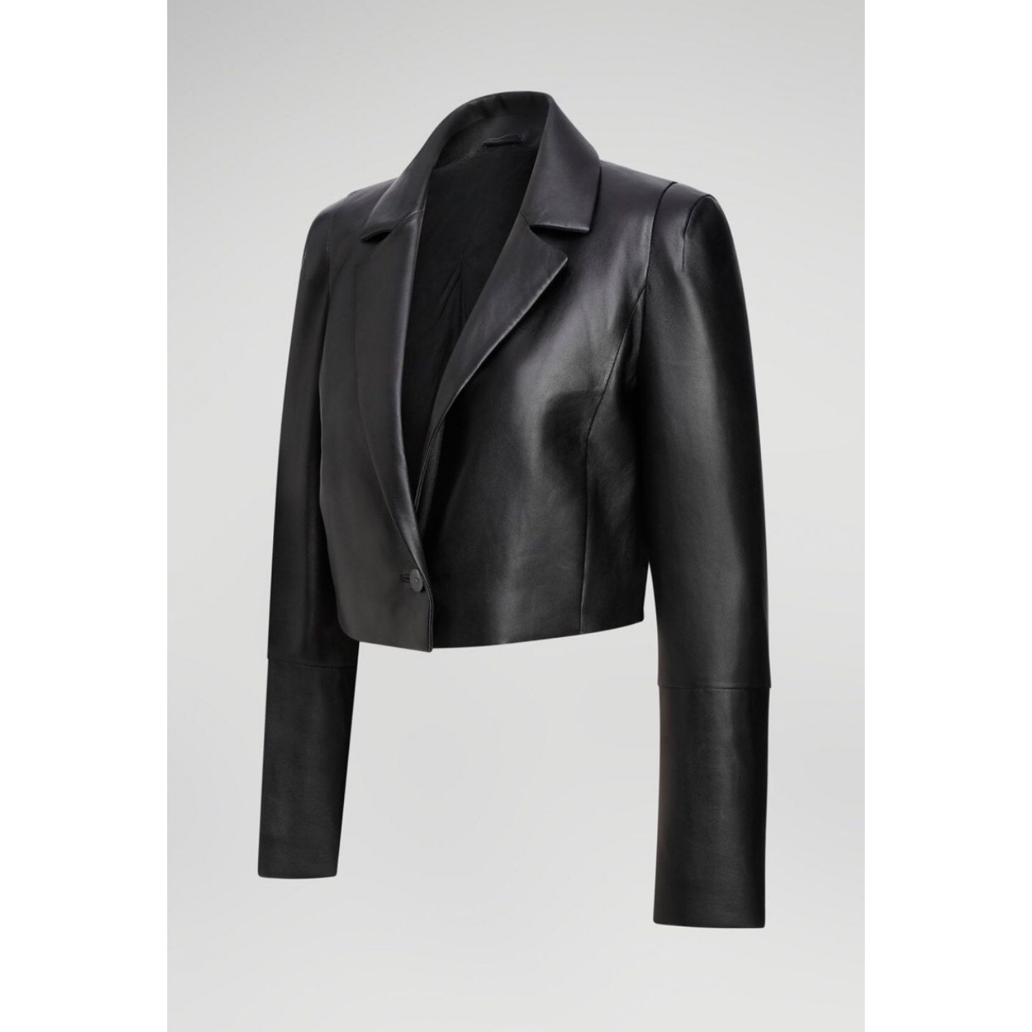BLACK LEATHER JACKET