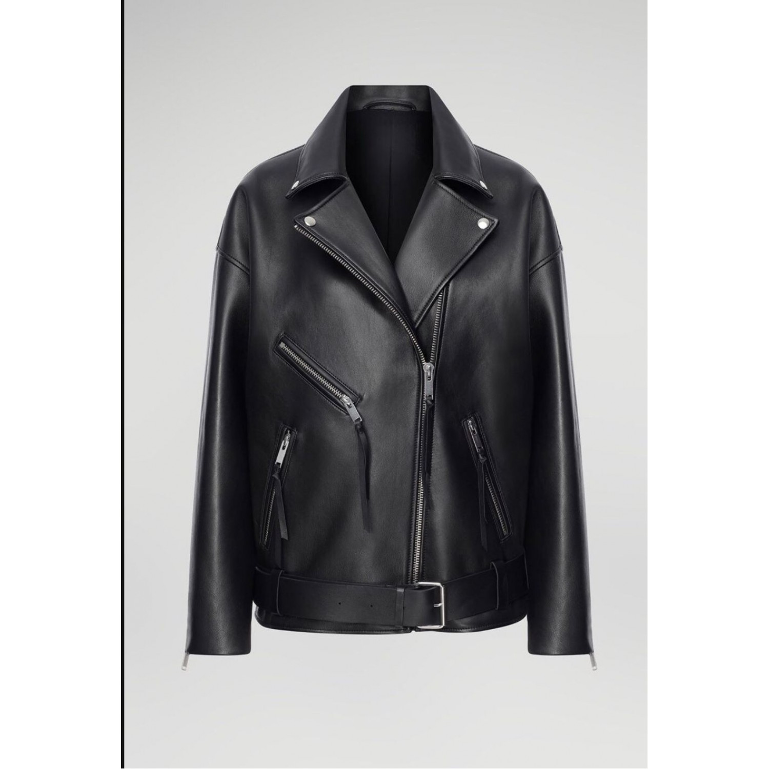 BLACK LEATHER JACKET