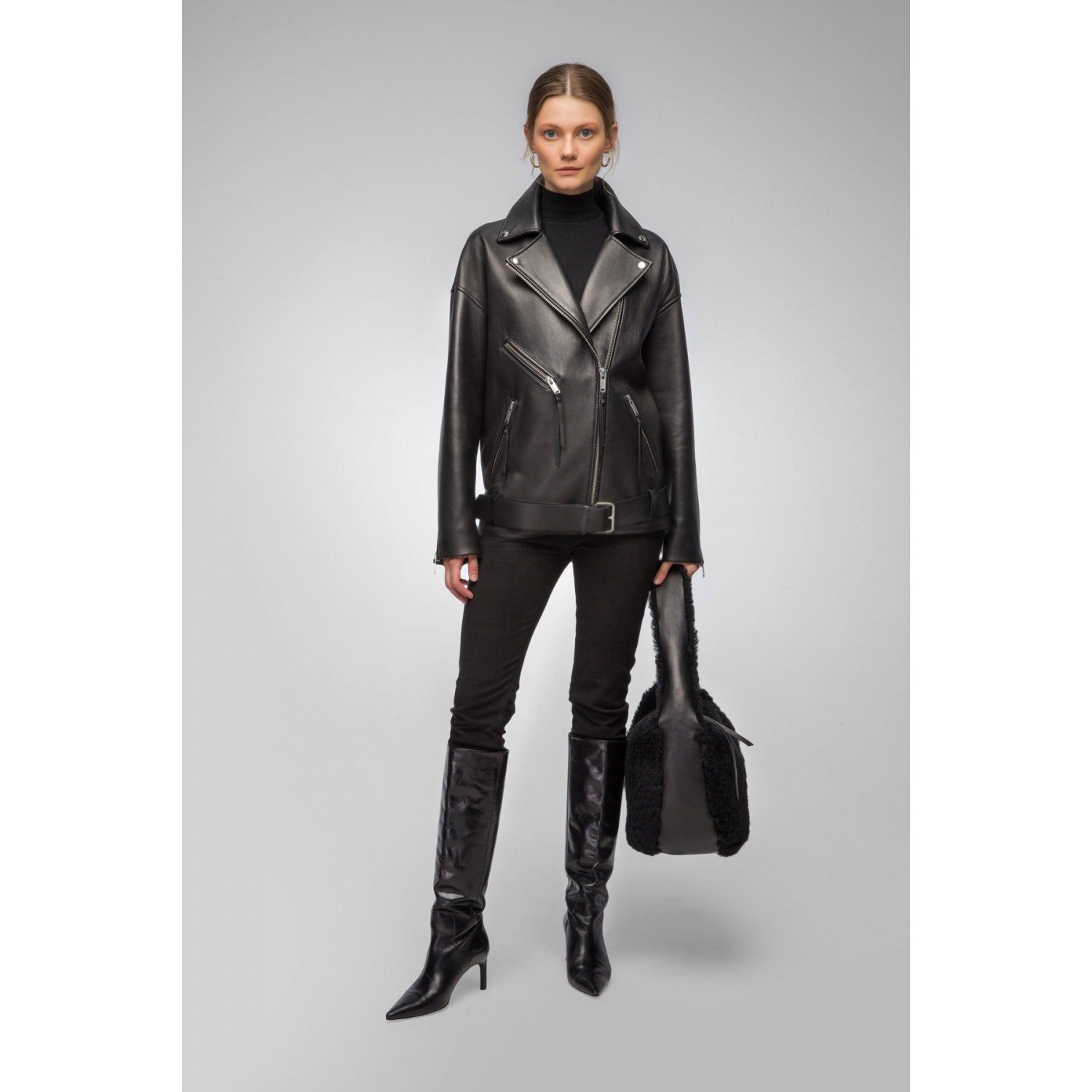 BLACK LEATHER JACKET