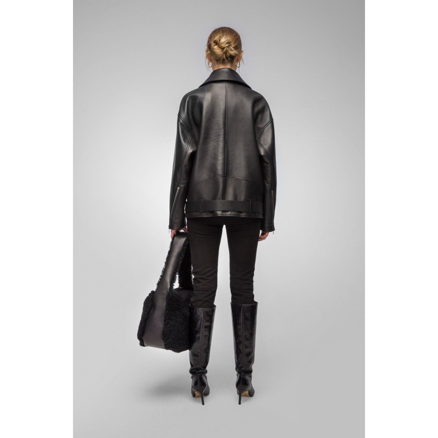 BLACK LEATHER JACKET